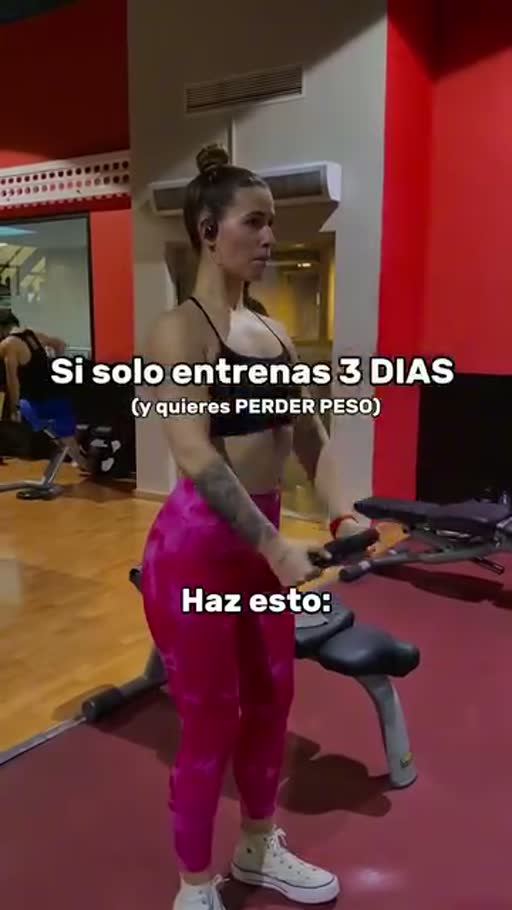 Cuadro 2 del anuncio de rutina de gimnasio para perder peso