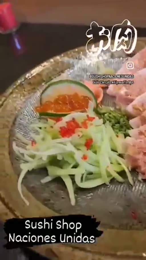 Cuadro 1 del anuncio de Restaurante de sushi local