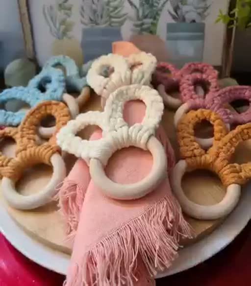 Cuadro 4 del anuncio de Anillos de servilleta de macramé