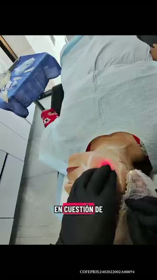 Cuadro 2 del anuncio de endolifting facial sin cirugía
