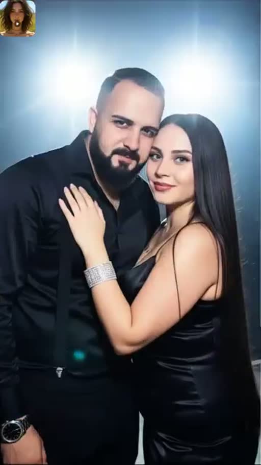 Cuadro 2 del anuncio de App de fotos IA para parejas